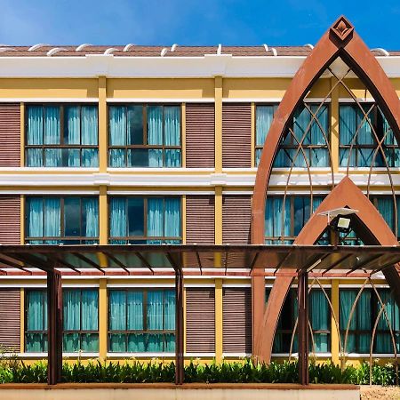 Srilamduan Hotel Sisaket Exteriör bild