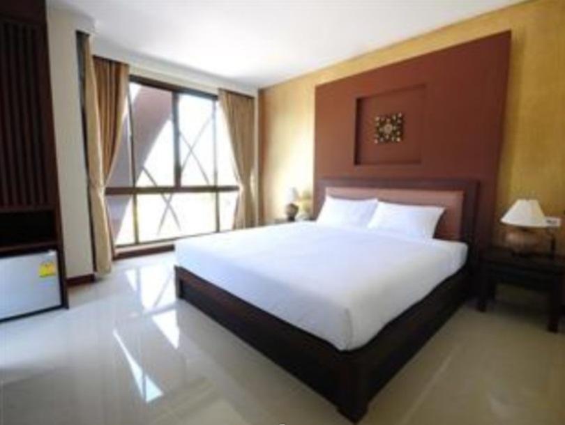 Srilamduan Hotel Sisaket Exteriör bild