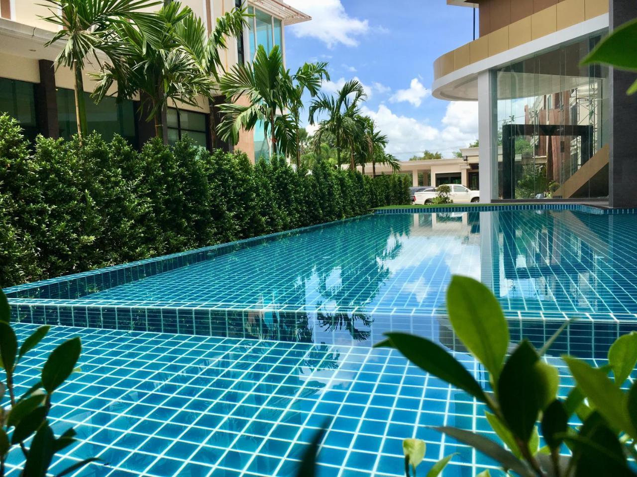 Srilamduan Hotel Sisaket Exteriör bild